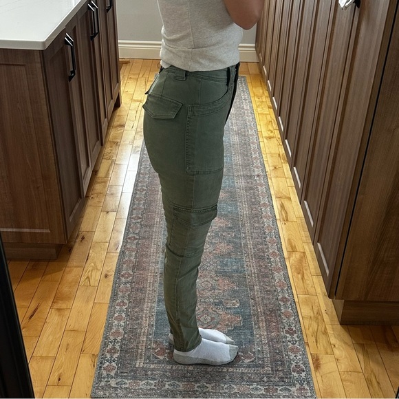 NWT: H & M skinny cargo pants | sz: 2 - Picture 6 of 10